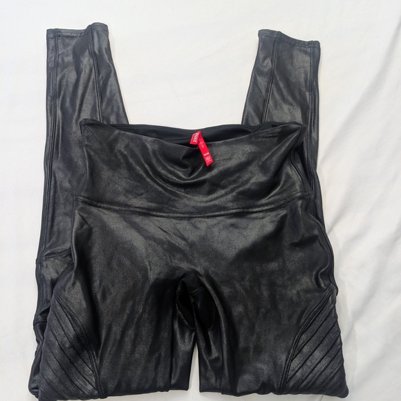 SPANX Black High-Waist Moto Ribbed Leggings - Picture 3 of 8